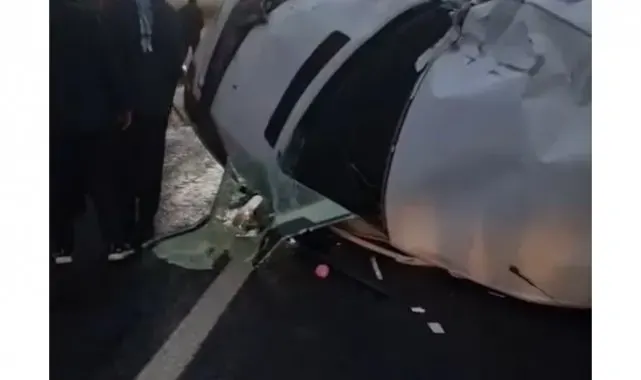 Siverek'te beton mikseri ile dolmuş çarpıştı: 2 yaralı