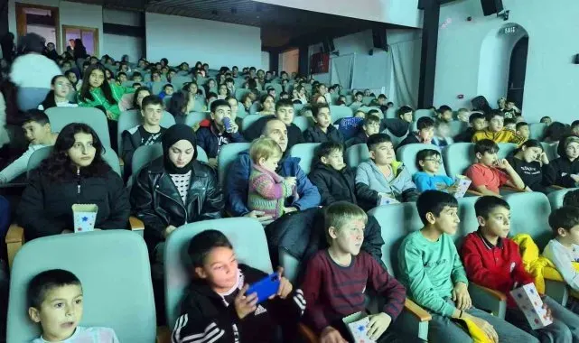 Çocuklara özel günlerinde sinema etkinliği
