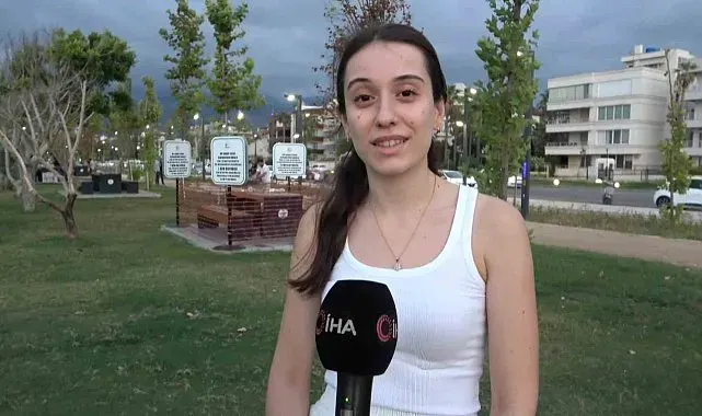 Pisliğin sergilendiği dikkat çeken 'sanat eseri' vatandaşlardan tam not aldı