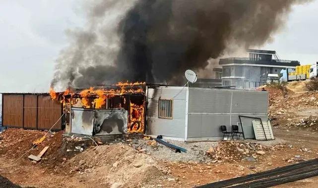 Konteyner yangını korkuttu