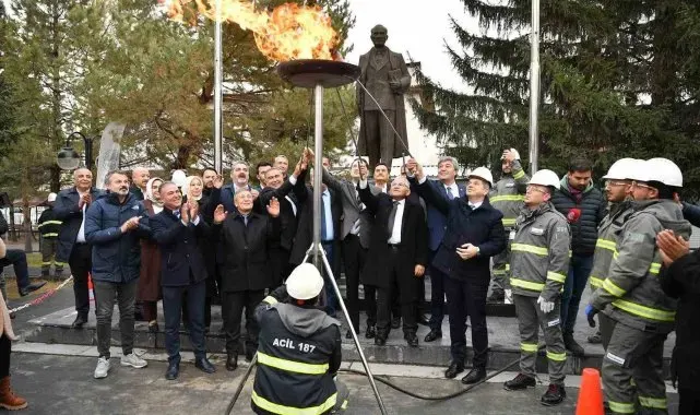 Sarız'da doğal gaz ateşi yandı