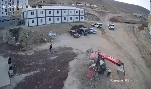 Elazığ'da 2 gencin hayatını kaybettiği feci kazanın görüntüleri ortaya çıktı