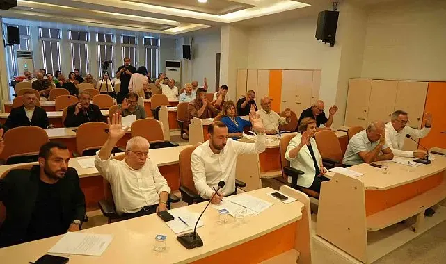 Atakum Meclisi'nde gündem 4,5 aydır ödenemeyen maaşlar: Teminat mektubu bekleniyor