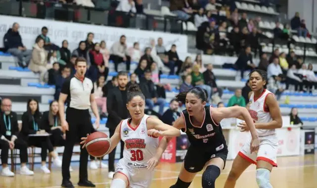 Potada gülen taraf Turgutlu Belediyespor Kadın Basketbol oldu