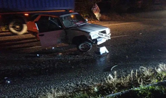 Kastamonu'da iki otomobil çarpıştı: 3 yaralı