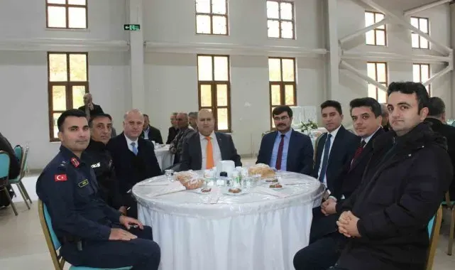 Kaymakam Ünal'a veda yemeği düzenlendi