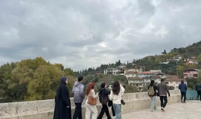 SUBÜ'lü öğrenciler Sakarya'yı keşif yolculuğuna çıktı