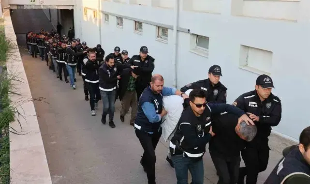 Adana'da "Baygara" organize suç örgütü üyesi 282 şüpheli adliyeye sevk edildi