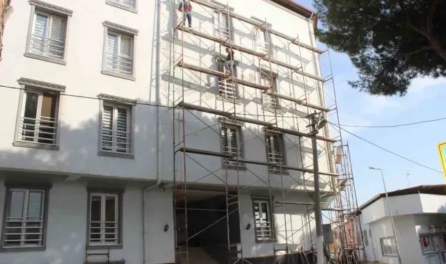 Atça Konukevi yeni görünüme kavuşuyor