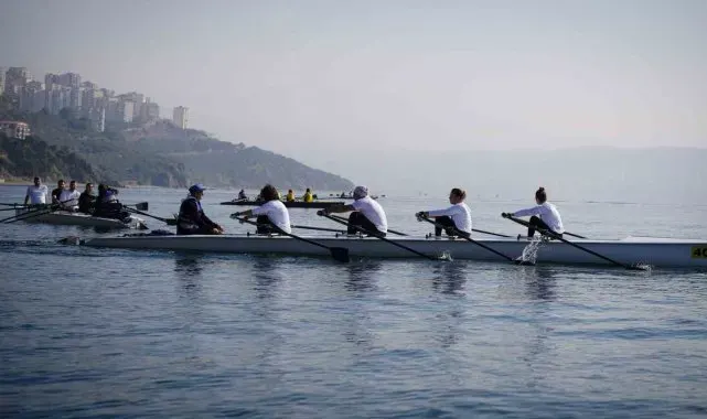 Kürek yarışları Bursa'da tamamlandı