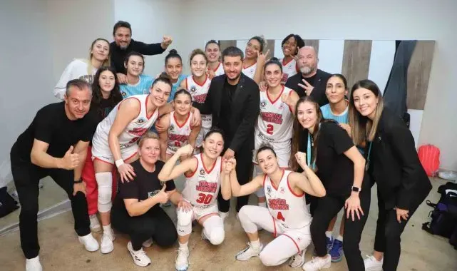 Manisa'nın tek kadın basketbol takımının rakibi Mersin ekibi