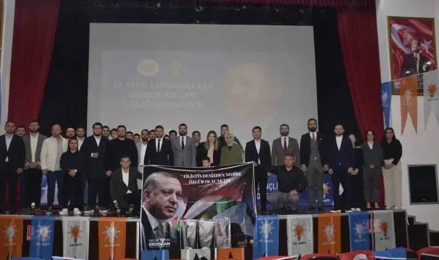 AK Partili gençler Saruhanlı ve Sarıgöl'de başkanlarını seçti