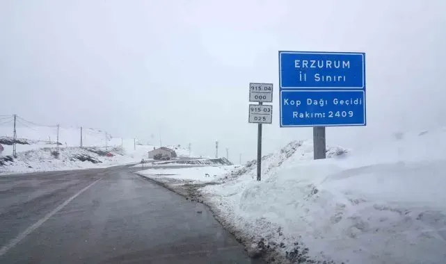 Kop Dağında kar yağışı etkisini gösterdi