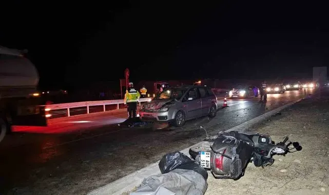 Adana'da otomobil motosiklete çarptı: 1 ölü, 3 yaralı