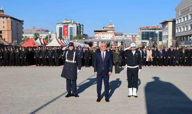 Muş'ta 10 Kasım Atatürk'ü anma programı