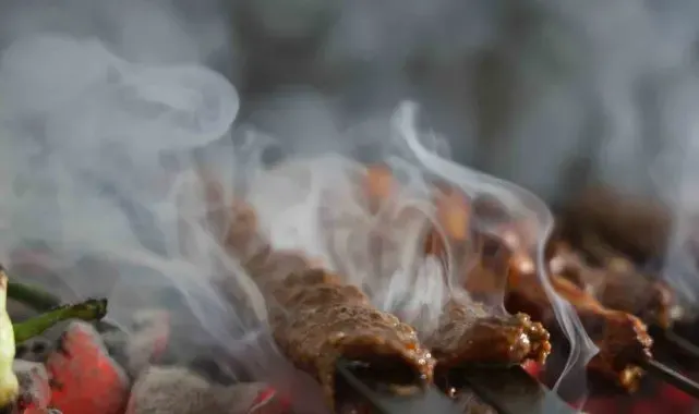 Fuat Usta'dan 'Ejderha Kebabı' kampanyası: Bin liralık tabağı 250 liraya sunuyor