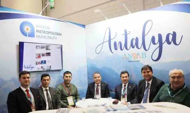 Başkan Mandalinci, Dünya Seyahat Fuarı'na katıldı