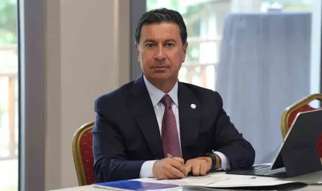 Başkan Aras: "Ata'mıza olan özlemimiz, gururumuz ve borcumuz sonsuz"