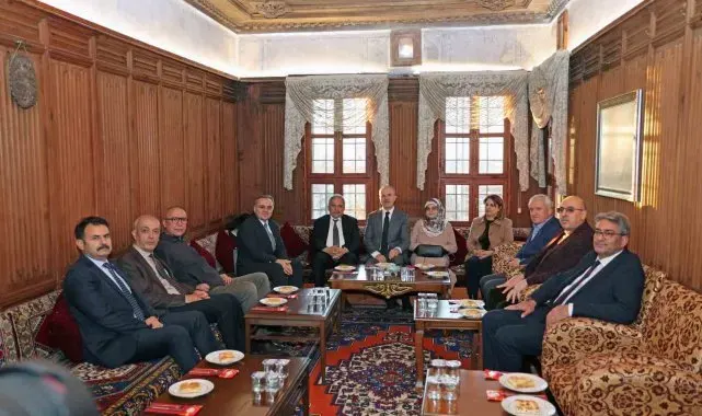 YÖK Başkanı Özvar Yaman Dede'de