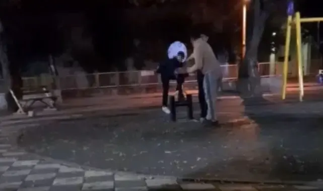 Parka tekmelerle zarar verdiler: "Hedefimiz çocuklar değil, aileleri"