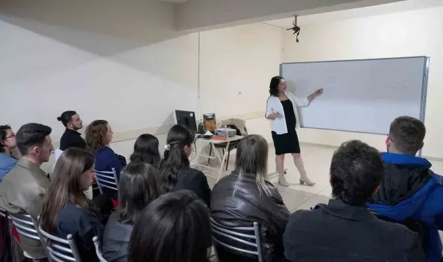 Gençler için atölyeler düzenlendi