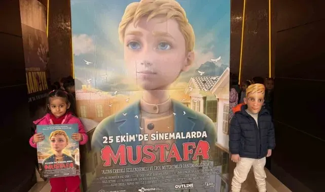 Turgutlu Belediyesi ÇKSM öğrencileri 'Mustafa' filmini izledi
