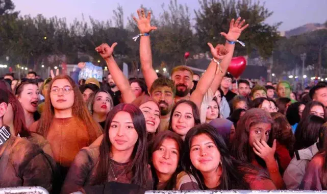 Aydınlı gençlerden Başkan Çerçioğlu'na Aydınfest teşekkürü