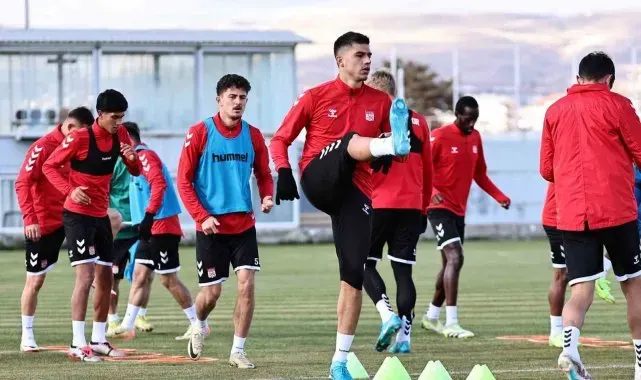 Sivasspor, Fenerbahçe maçının hazırlıklarını sürdürdü