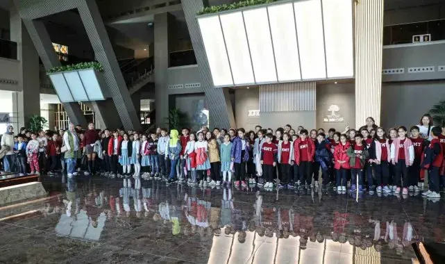 Şehitkamil'den çocuklara tiyatro şenliği