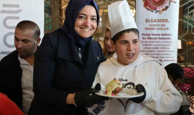Elazığ'da engelli çocuklar pasta süsledi