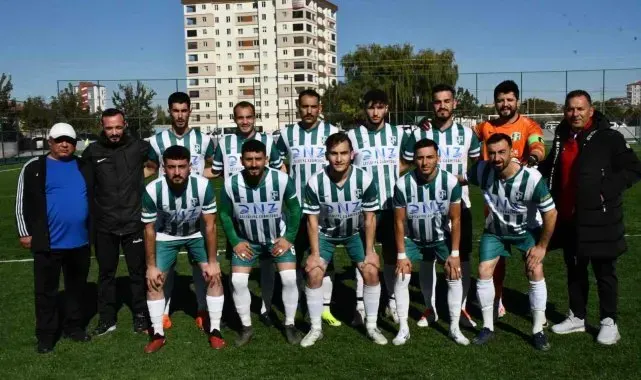 Argıncıkspor doludizgin ilerliyor