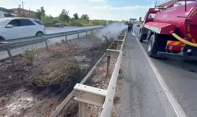 Araçtan atılan izmarit refüjde yangın çıkardı