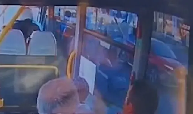 Rize'de otomobilin çarptığı yaya ağır yaralandı: Kaza anı kamerada