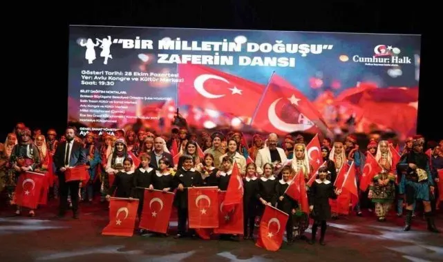 Cumhuriyet'in 101. yılında zaferin dansı sahnelendi