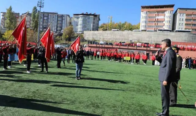 Hakkari'de Cumhuriyet Bayramı coşkusu