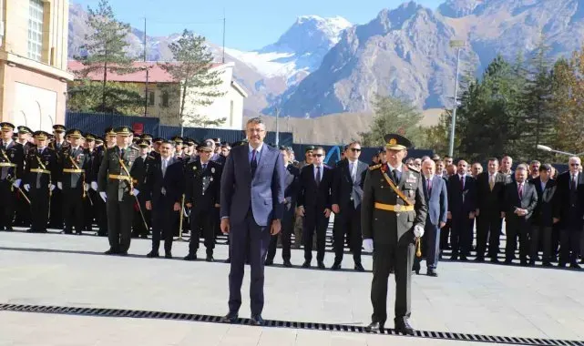 Hakkari'de Cumhuriyetin 101. yıl dönümü kutlamaları