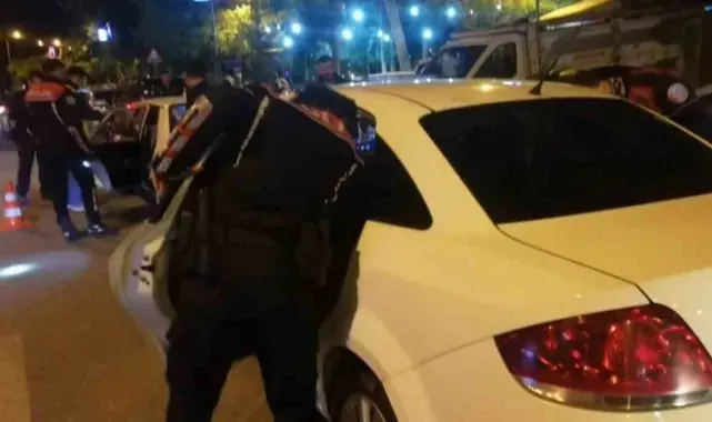 Şanlıurfa'da asayiş uygulamasında aranan 22 şüpheli yakalandı