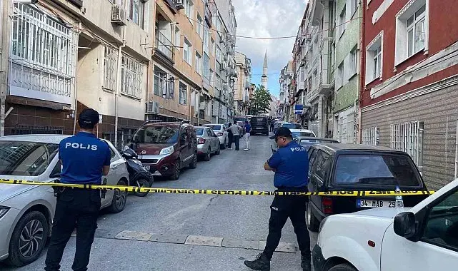 Fatih'te dehşet: Emekli polis eşini ve çocuğunu öldürdükten sonra intihar etti
