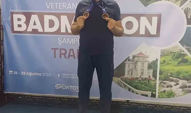 Veteranlar Türkiye Badminton Şampiyonası'nın 3'üncüsü Beypazarı'ndan