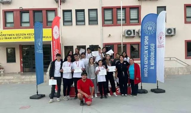 Ula'da Volo Turnuvası düzenlendi