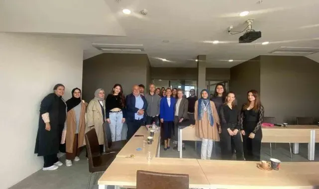 "Career & Coffee Talking" etkinliğinde öğrenciler geleceğine yön veriyor