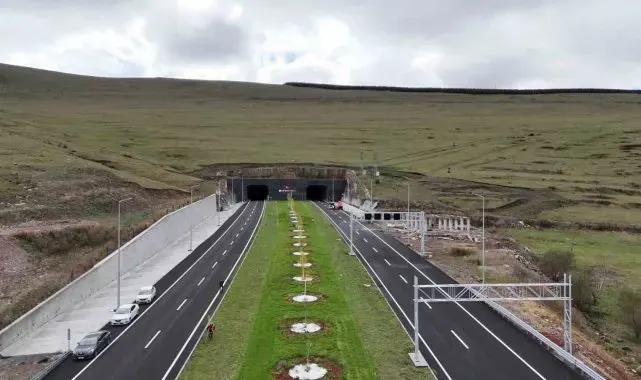 Aşık Şenlik Tüneli ve Çıldır-Aktaş bağlantı yolu açılıyor