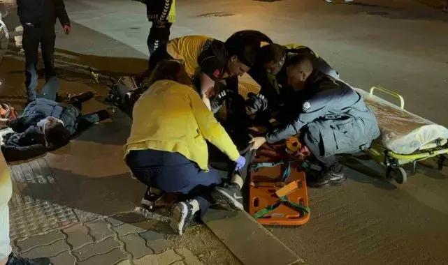 Edirne'de otomobil ile motosiklet çarpıştı: 2 yaralı