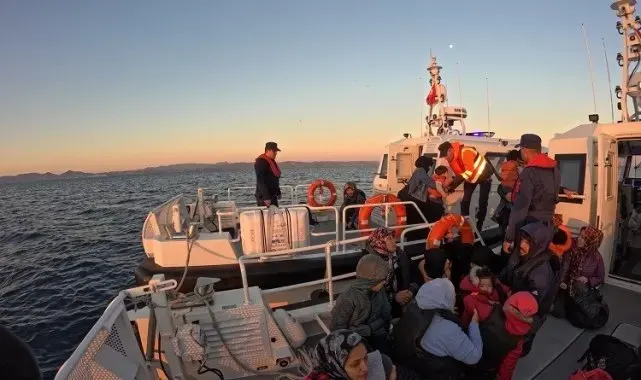 Ayvalık'ta 16'sı çocuk toplam 33 düzensiz göçmen yakalandı