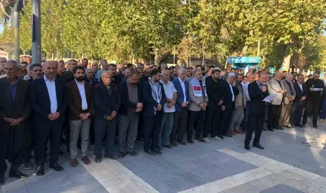 Adıyaman'da Yahya Sinvar için gıyabi cenaze namazı kılındı
