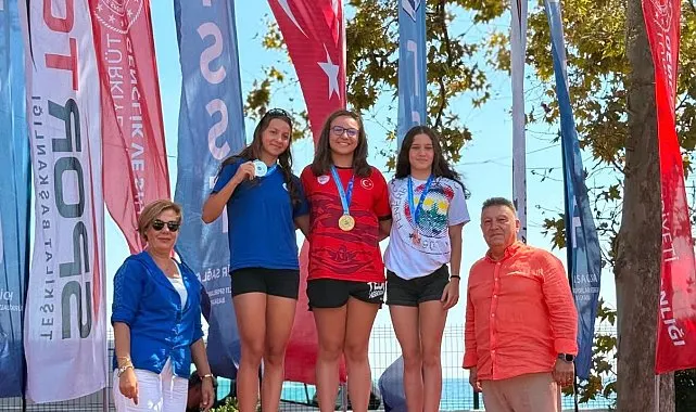 Kırklareli'li sporcu Derin Çelikkanat Türkiye şampiyonu oldu